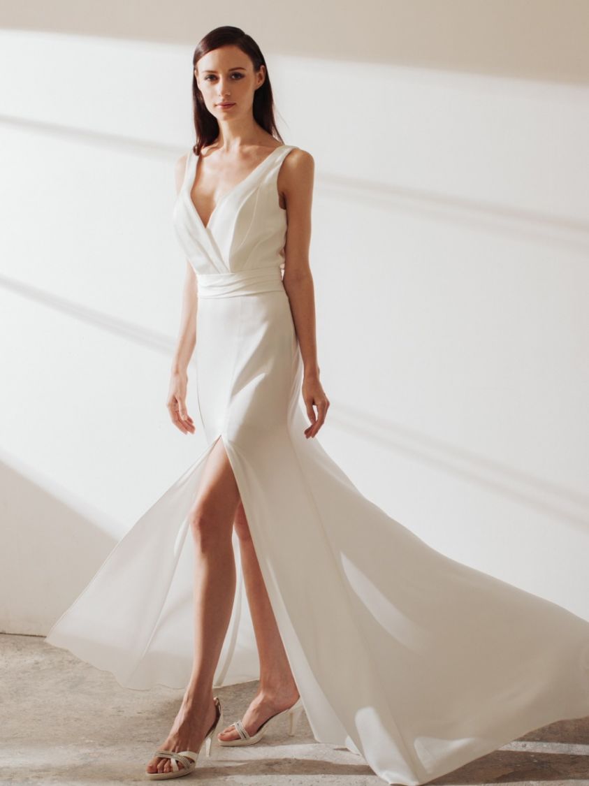 minimalist wedding dress 2019
